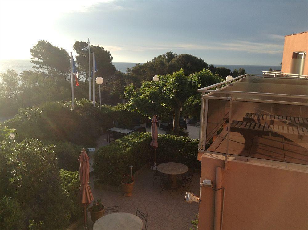 Hotel La Caravelle Fréjus Екстериор снимка