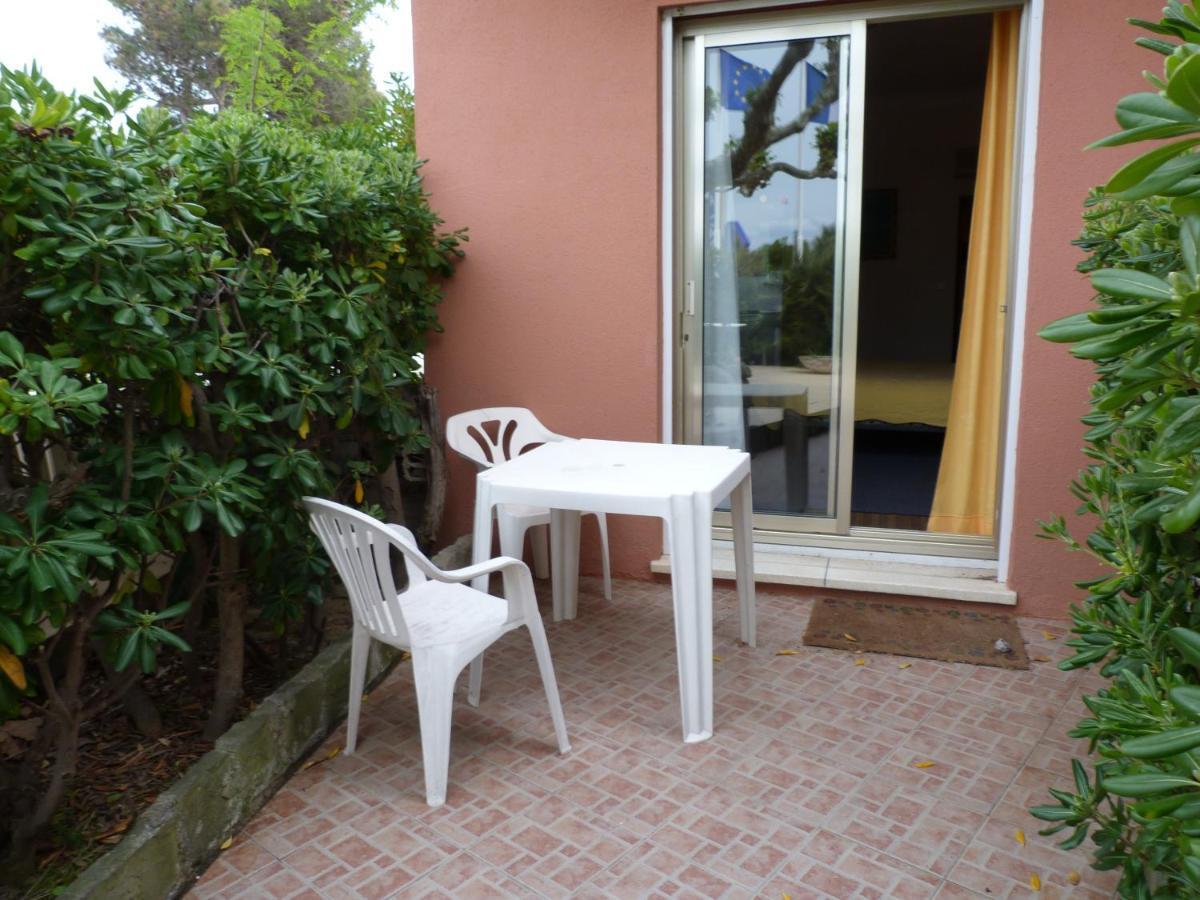 Hotel La Caravelle Fréjus Екстериор снимка